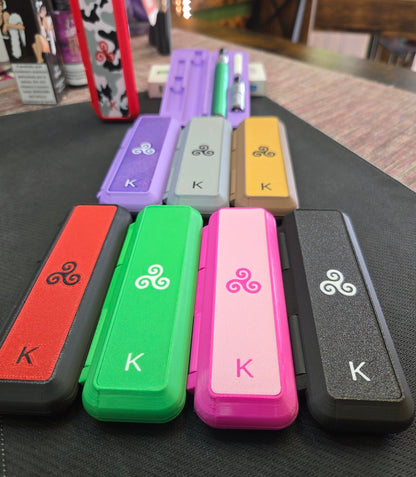 CUSTODIE PORTA KIWI (UNO E SPARK) IN PLASTICA COLORATA